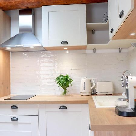 Apartament Aubernon Luxurious, Newly Renovated Flat In Heart Of Old Antibes Zewnętrze zdjęcie