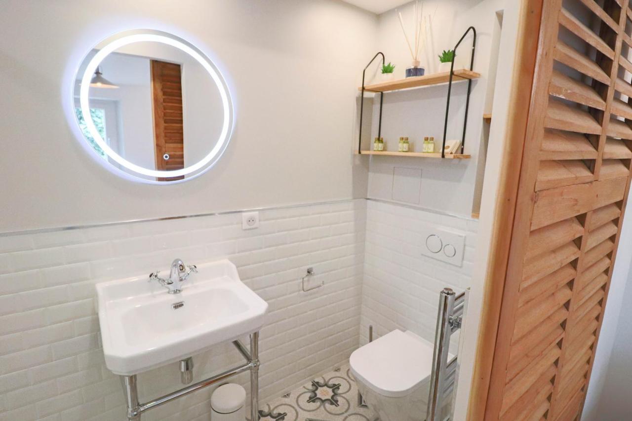Apartament Aubernon Luxurious, Newly Renovated Flat In Heart Of Old Antibes Zewnętrze zdjęcie